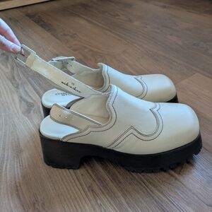 Charlotte Stone Cream Leather Clogs